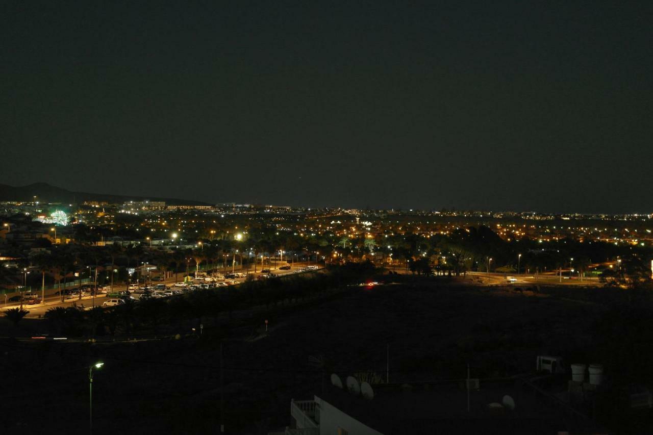 Villa Royale Trespalomas ماسبالوماس المظهر الخارجي الصورة